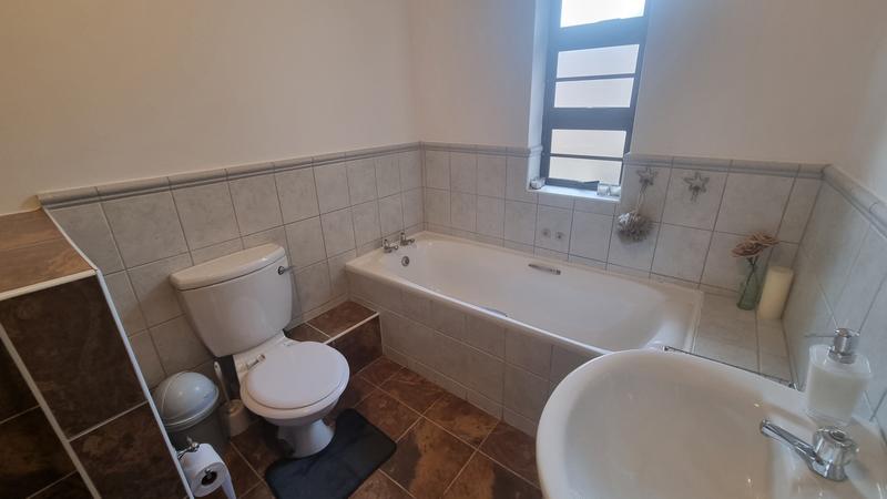 6 Bedroom Property for Sale in Groot Brakrivier Central Western Cape